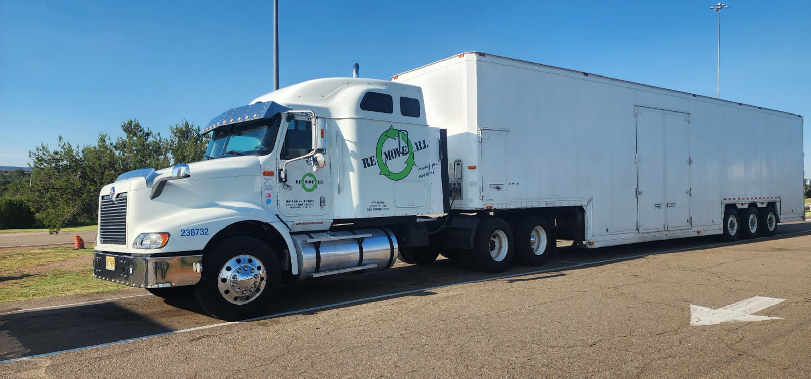 Re-Move-All long-distance moving truck based in Bernardsville, New Jersey